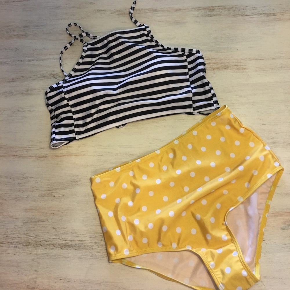 Cute Women’s High Waisted Swimsuit